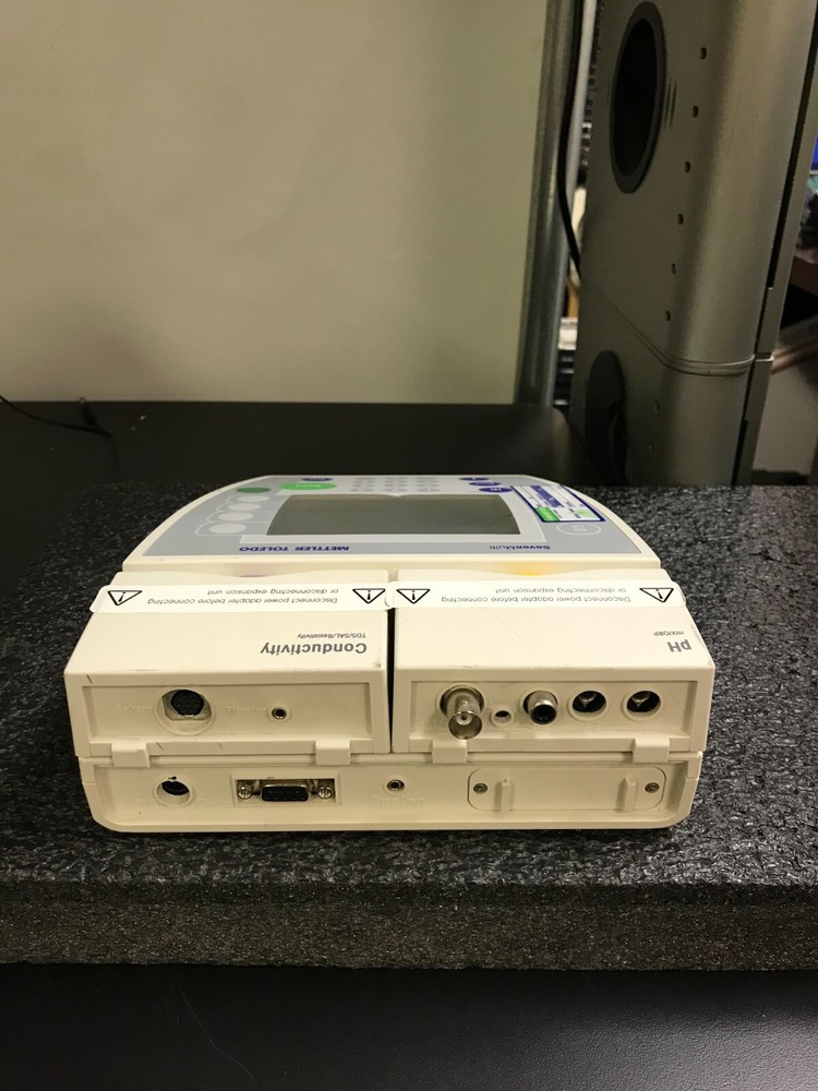 METTLER TOLEDO SevenMulti Dual pH Conductivity Meter