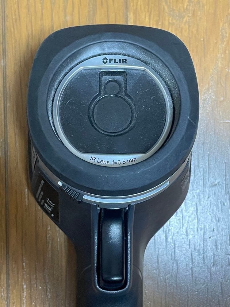 FLIR E4 Thermal Imaging Camera Portable Small IR Infrared Detector Handheld