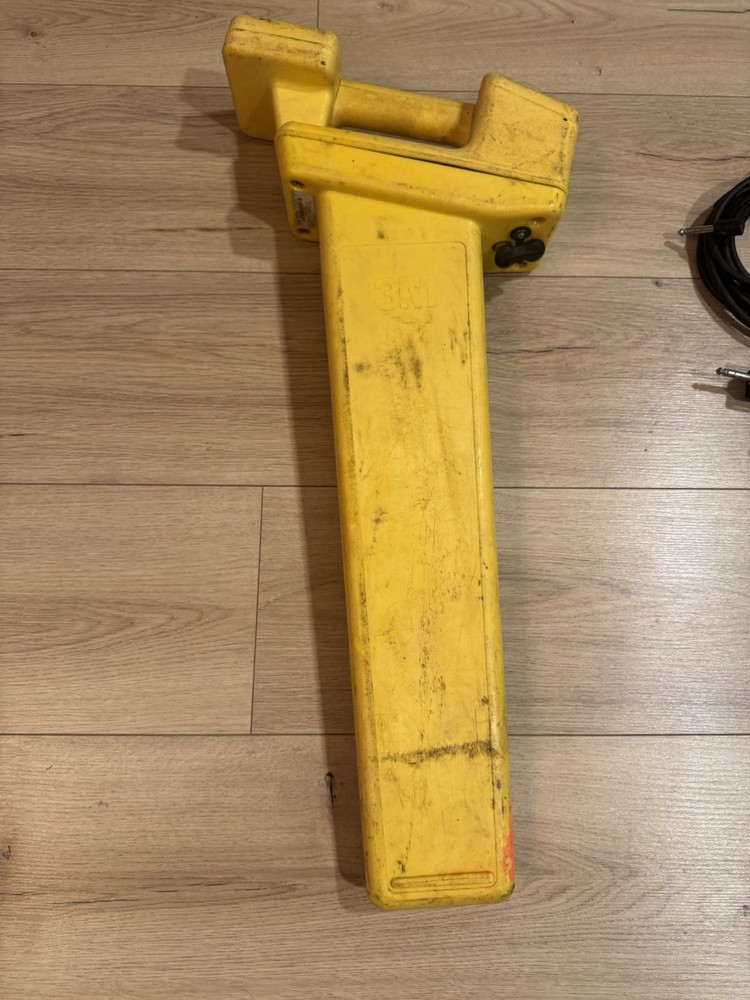 3M DYNATEL 2273 CABLE/PIPE/FAULT LOCATOR