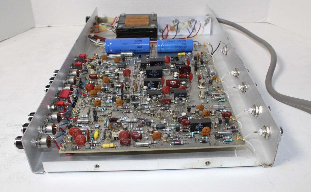 MINCOM IP-50 VIDEO PROCESSING AMPLIFIER 80-9700-0075-0