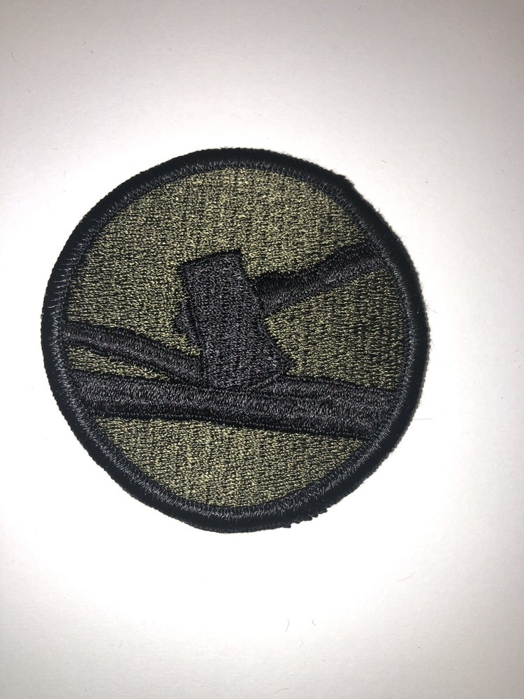 84th Training Command / Division U.S. Army Shoulder Patch Insignia