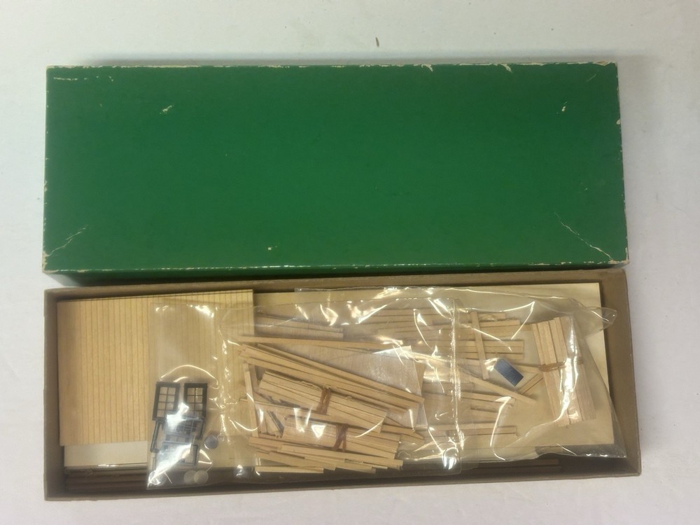 Sun coast Models HO Scale Icing Platform