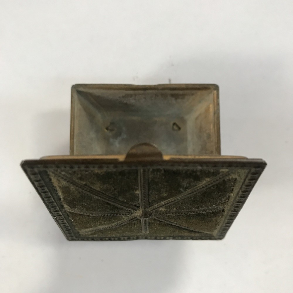 W. Avery & Son Redditch Footstool Needle Case