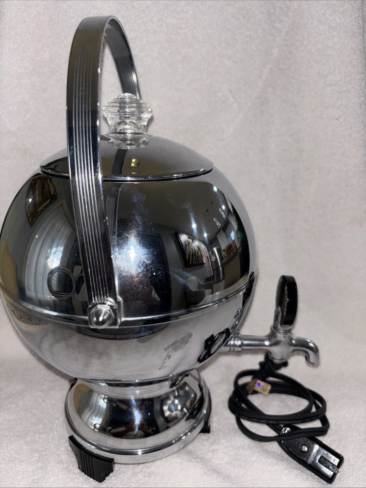 Manning-Bowman Coffee Globe Teated and Working