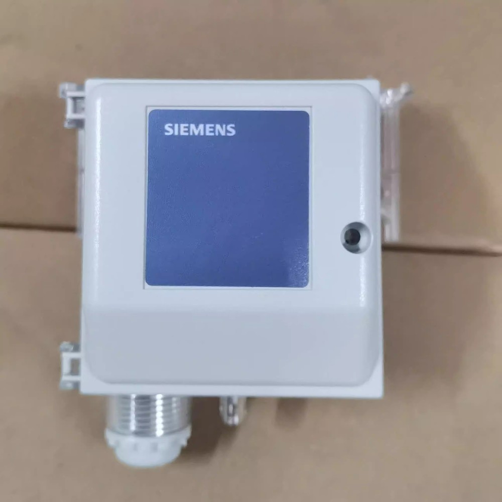 1pcs New SIEMENS Duct Pressure Difference Sensor QBM2130-1U