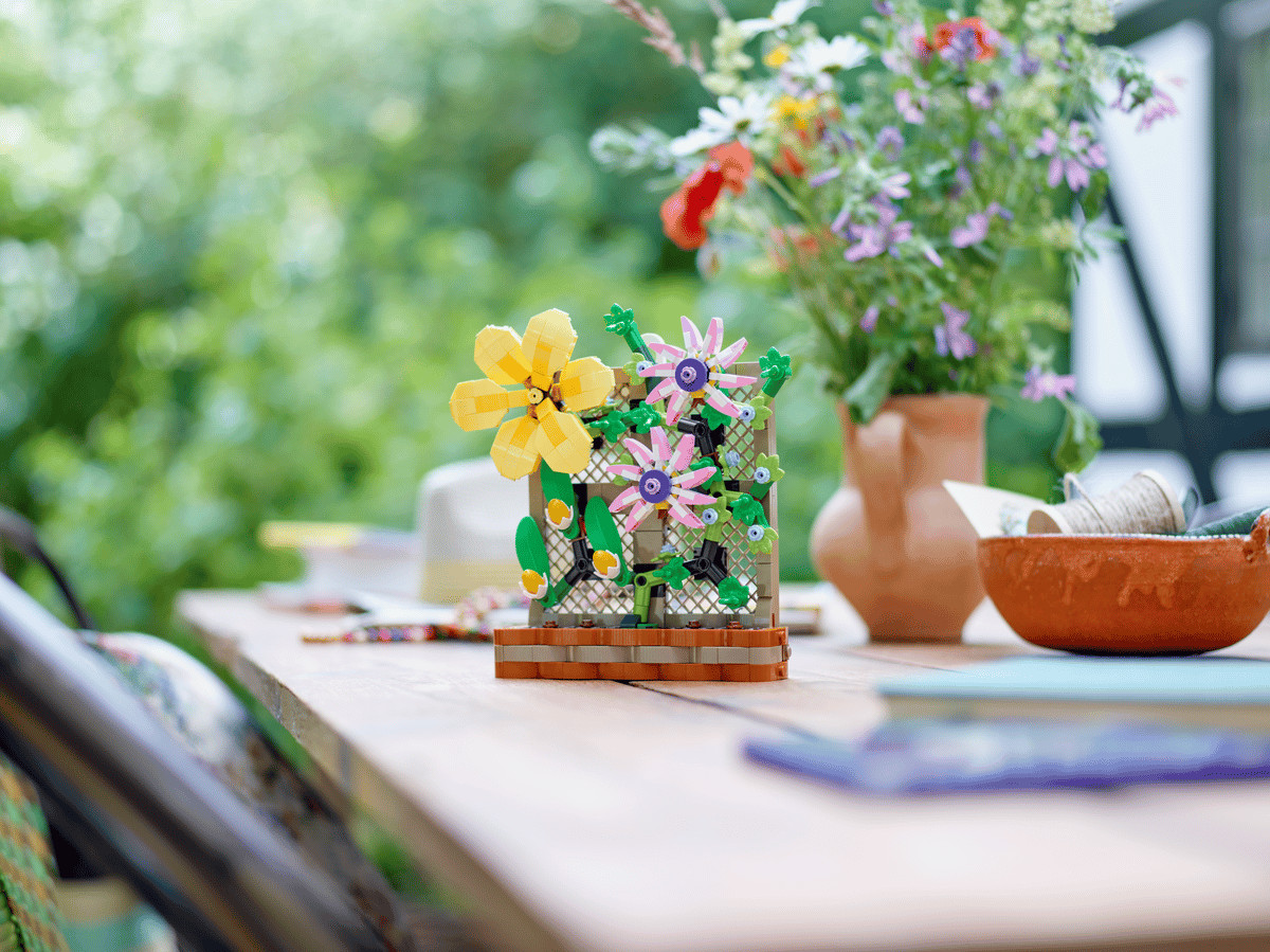 Lego Flower Trellis Display 40683 Retired Limited Edition GWP New Sealed 2024