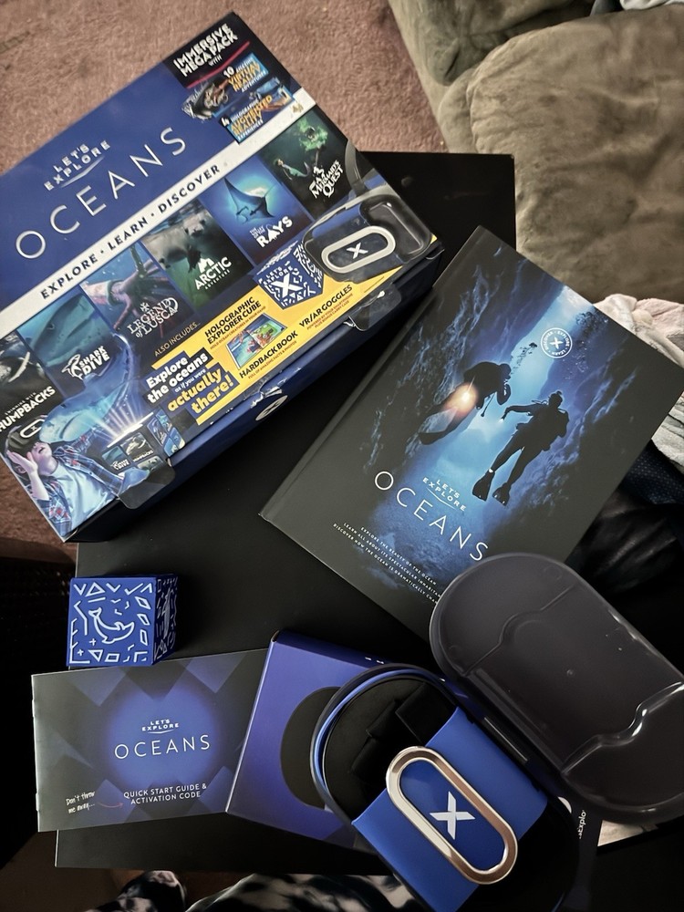 Let's Explore Oceans Immersive Mega Pack Holographic Cube HC Book VR/AR Goggles