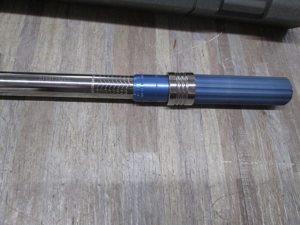 Central TORQUE WRENCH 25-250FT.LBS. 1/2DR 97353NICE
