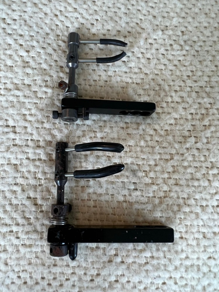 2X Dual Prong Flipper Rest