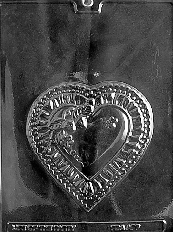 FANCY HEART PLAQUE V130 mold Chocolate Candy soap making valentine