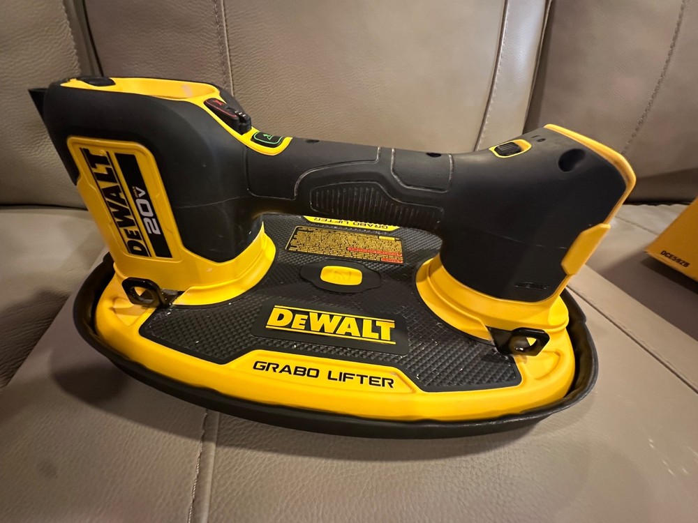 DeWalt 20v Max Grabo Lifter - DCE592B
