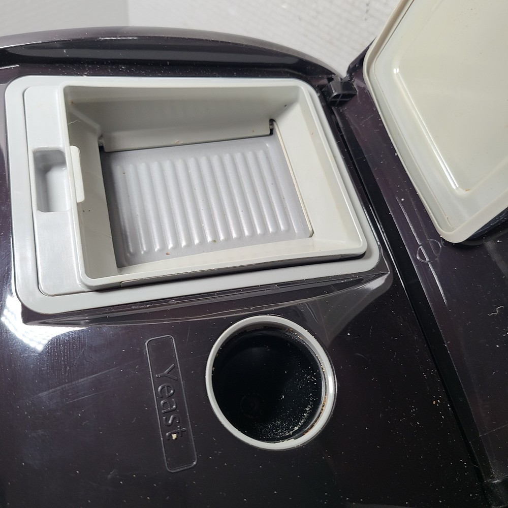 Panasonic SD-YR2500 Automatic Bread Baking Machine W/ Auto Yeast/Fruit Dispenser