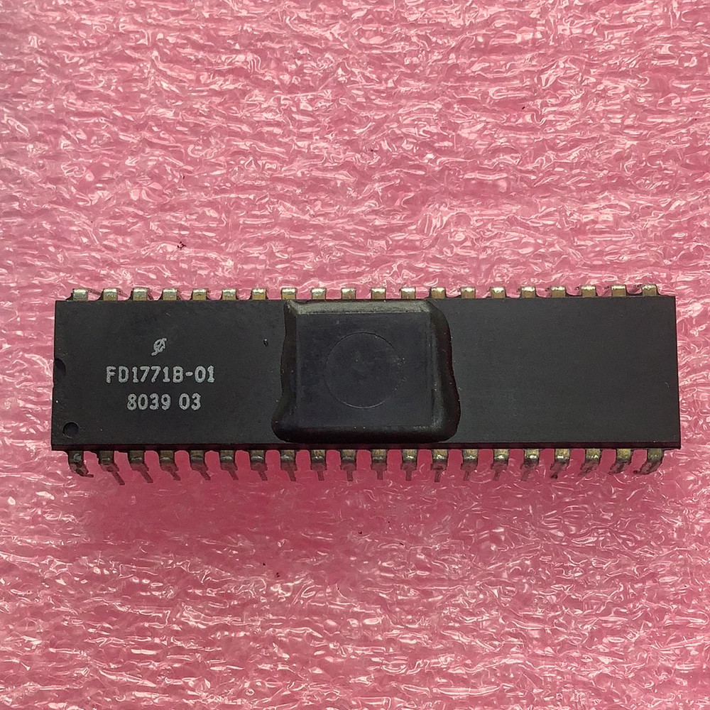 FD1771B-01 - - DISK CONTROLLER, 40 Pin, DIP