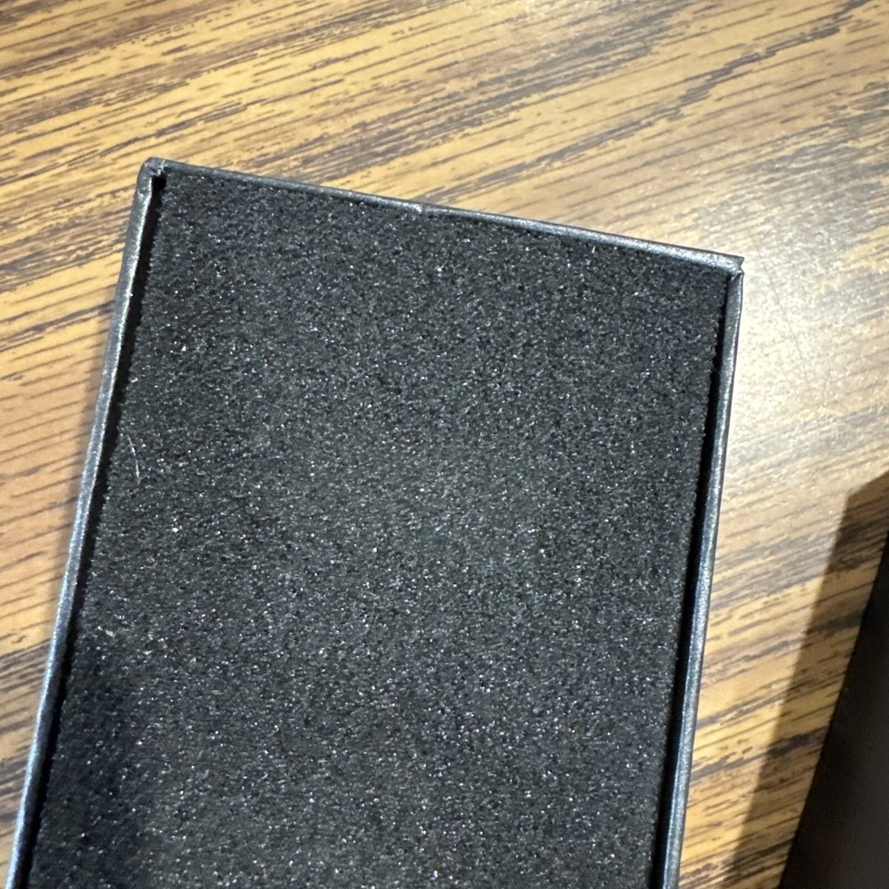 Xikar Linea black Mayflower Lighter NIB