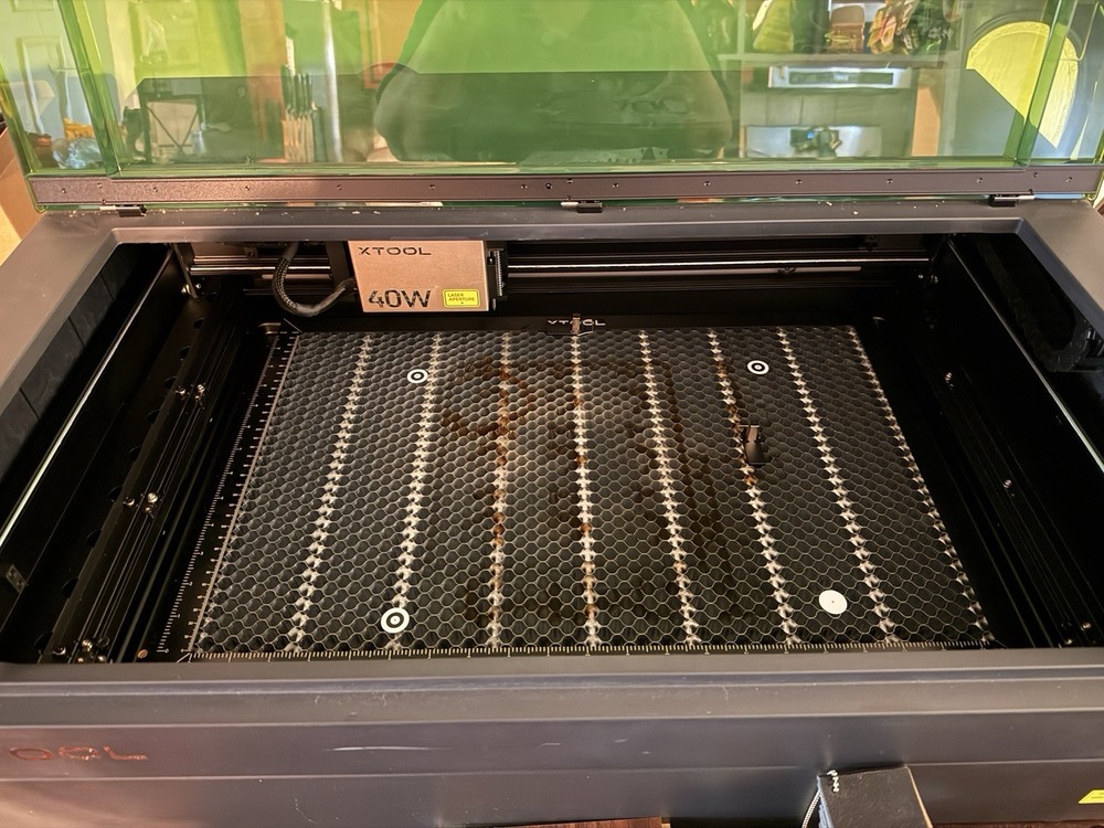 xTool S1 Enclosed Diode Laser Cutter 40W