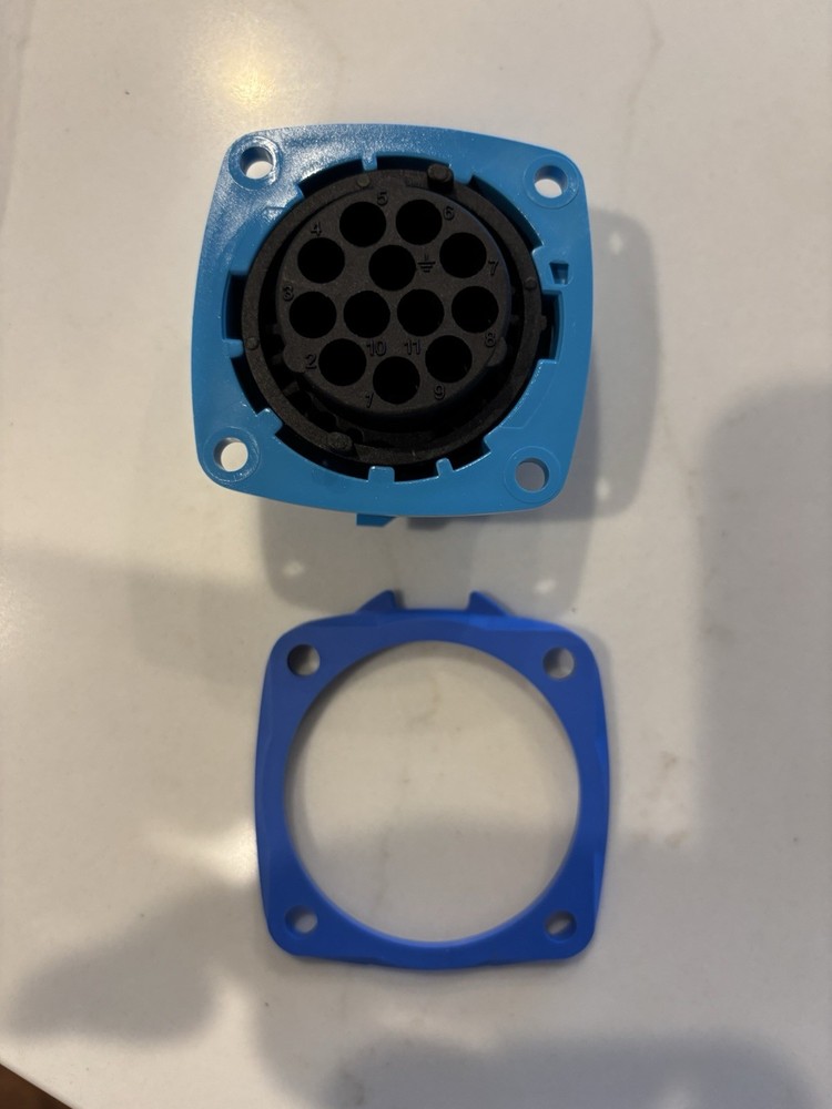 MELTRIC 03-A8001 RECEPTACLE CONNECTOR