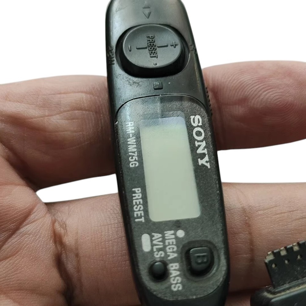 Remote Control For SONY WALKMAN RM-WM75G