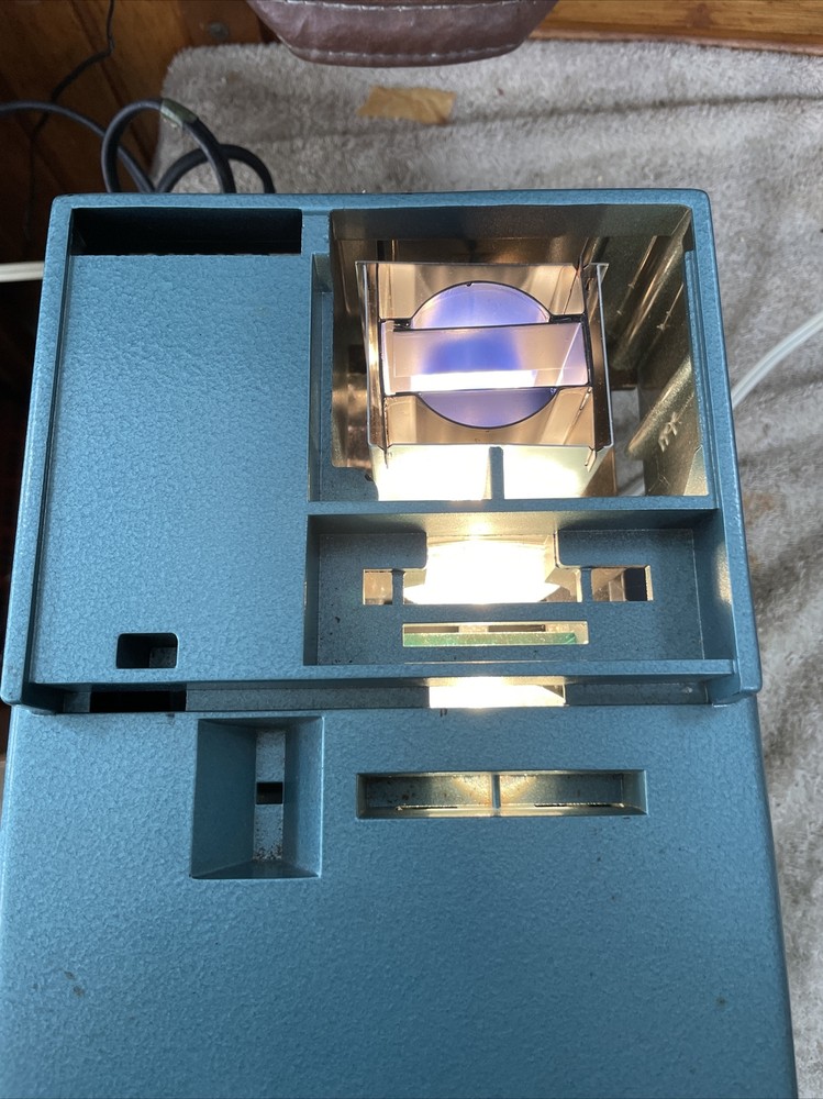 Vintage Argus Special Model 55 Slide Projector Working Bulb 1285
