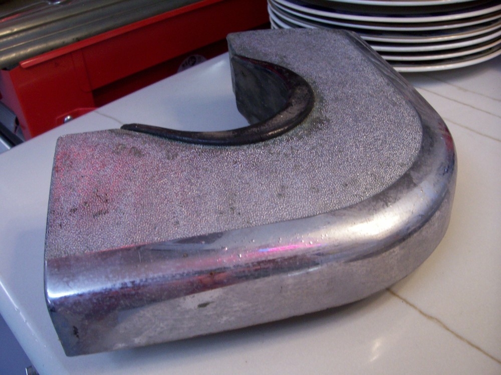 Valley pool table chrome pocket