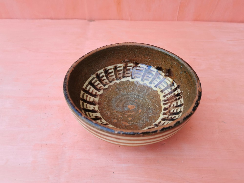 OLD ANTIQUE PRIMITIVE REDWARE GLAZED ROUND BOWL PLATE
