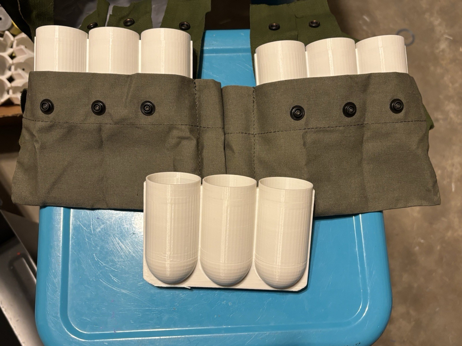 US Military Issue Vietnam Era 40mm M-79 6 Pocket/Round Pouch Bandoleer NOS