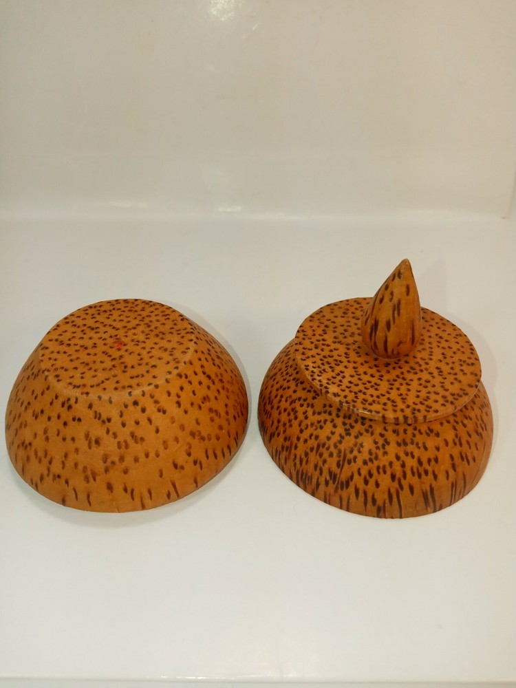 Bali Coconut Wood Round Trinket Box