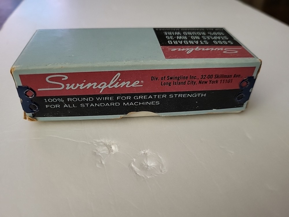 Swingline Vintage Staples RW-35 Open Box