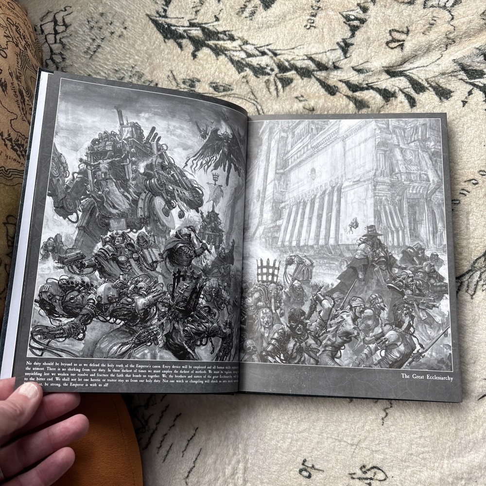 Warhammer 40K Core Rulebook 4th Edition Hardback (2004) Good condition.