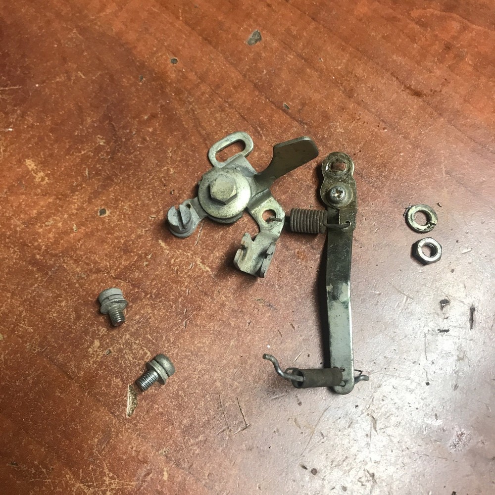 Use OEM Part Lever Control Assembly For Tanaka TLE-550 2.5HP Gas Engine Edger