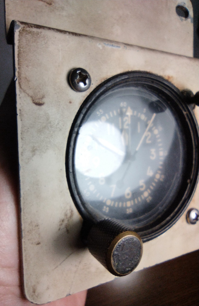 Vintage Unbranded Aircraft Unknown Clock (UNTESTED) (SEE DESCRIPTION)