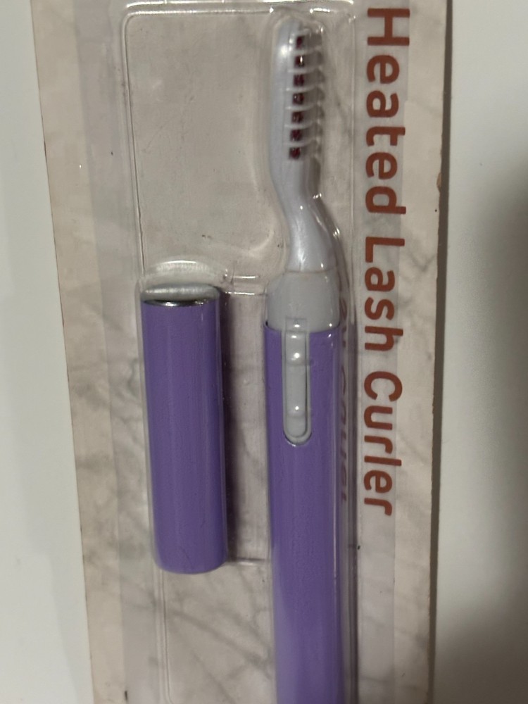 Studio Selection Heated Lash Curler for Stunning Lashes.