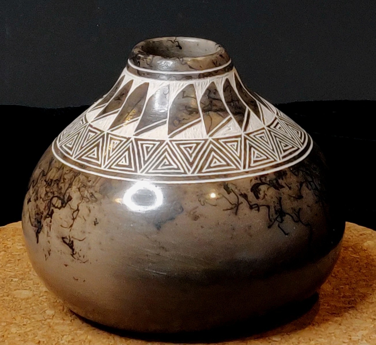 Vintage Signed Veronica Louis Acoma Pueblo Native American Pottery Vase 3.5"X4"