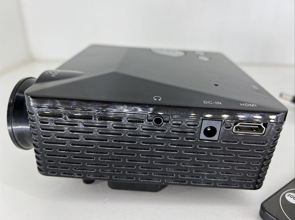 DBPower Mini Led Projector Model BL-18 Black HDMI USB VGA AV SD