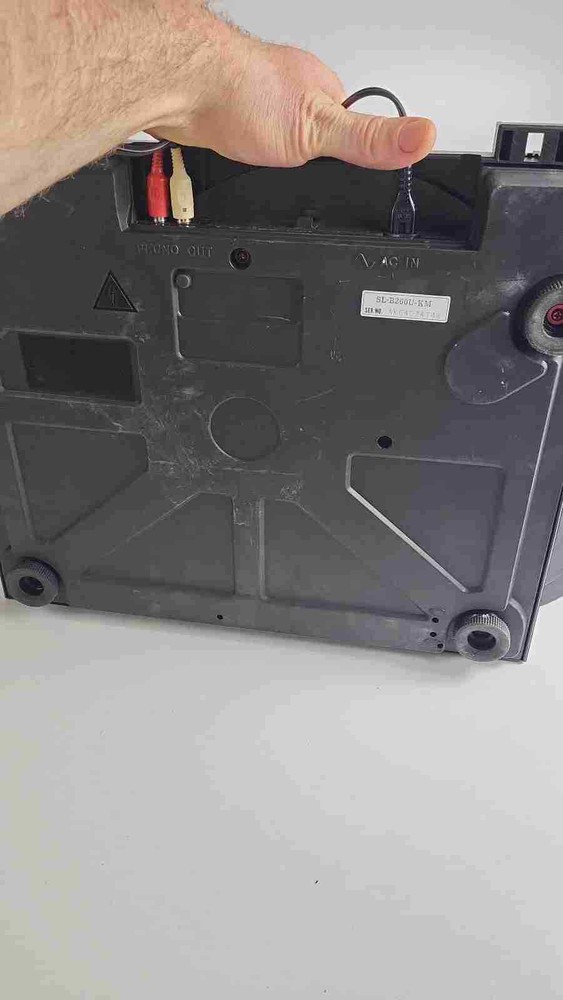 Technics Sl-B260 Automatic Turntable Technics P23 Cart (needs stylus) no cover