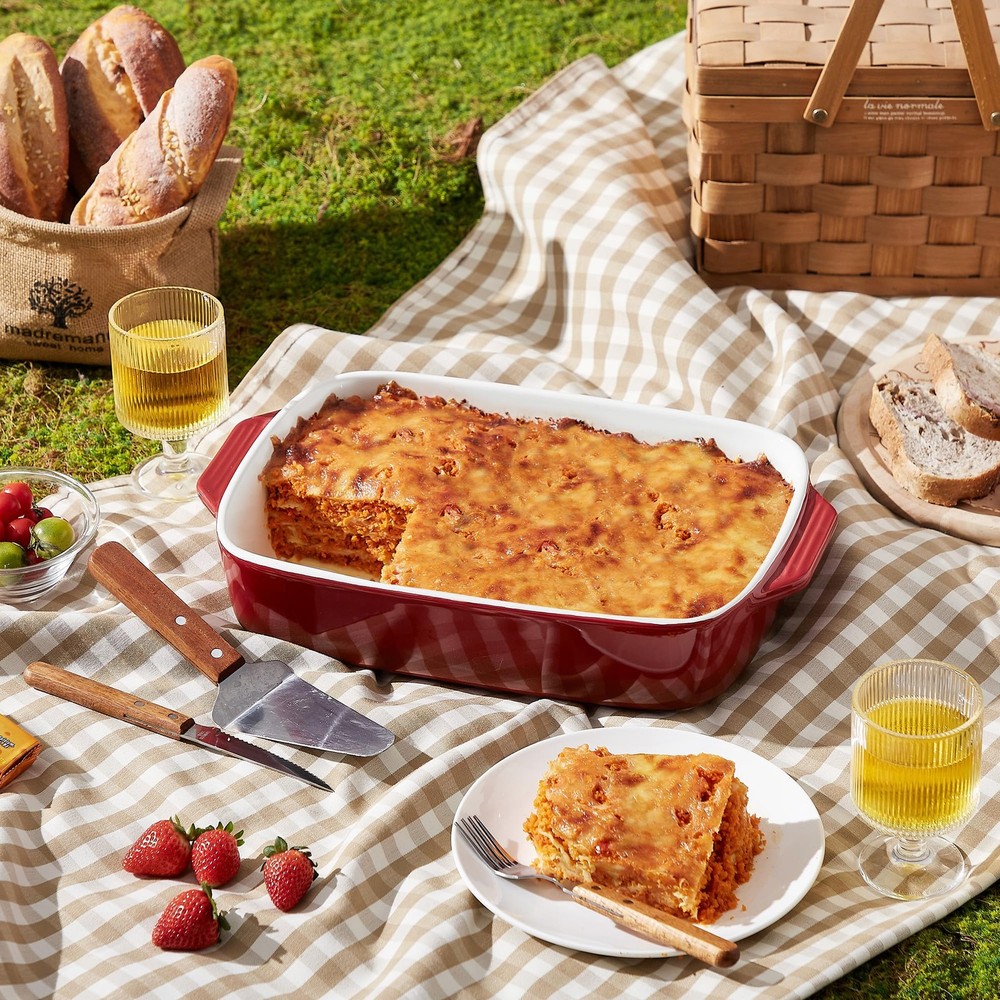 Lareina 4 Qt Ceramic Casserole Dish w/ Lid, Red Deep Rectangular Stoneware
