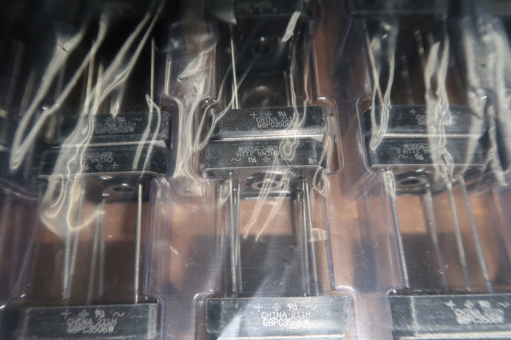 VISHAY GBPC3506W-E4/51 Bridge Rectifiers