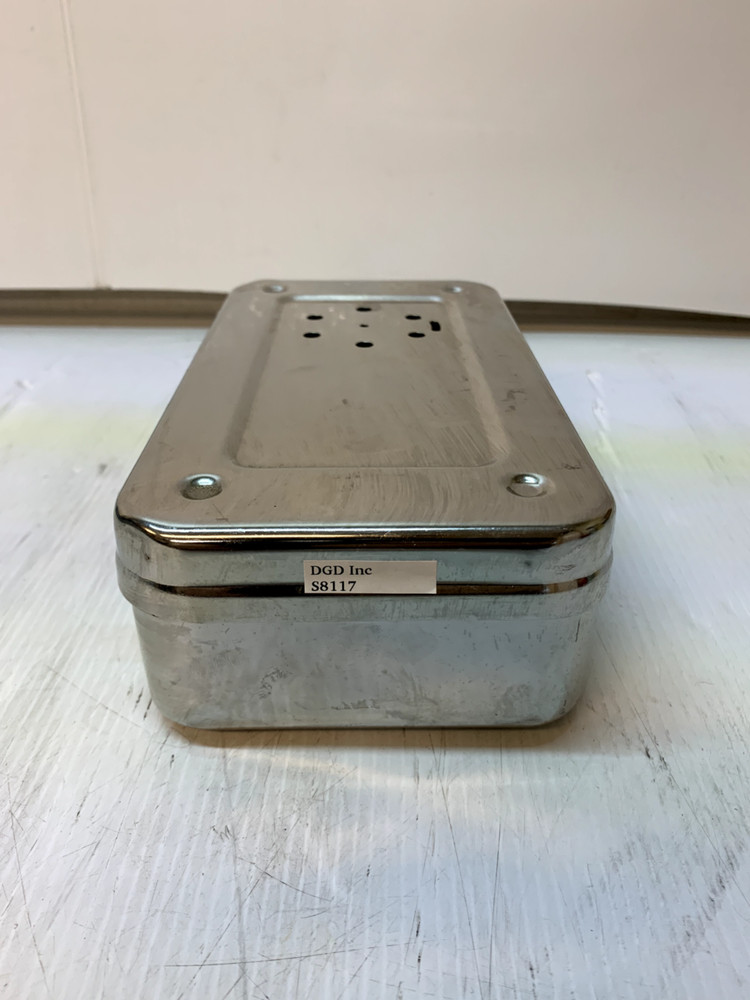8" x 4 ¼ " x 2" Sterilization Tray With Lid S8117