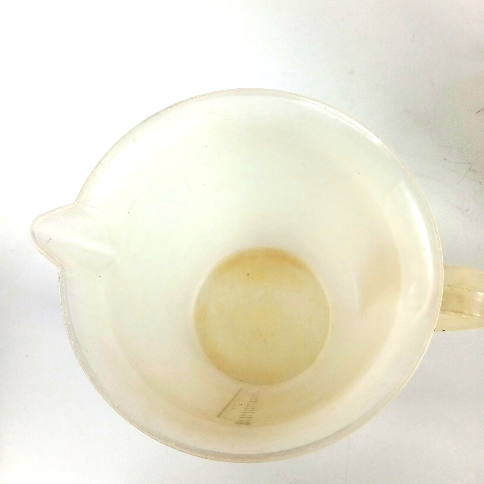 2 Ltr VITRI Heavy Duty Plastic Darkroom Beaker/Pitcher Germany 8" Tall