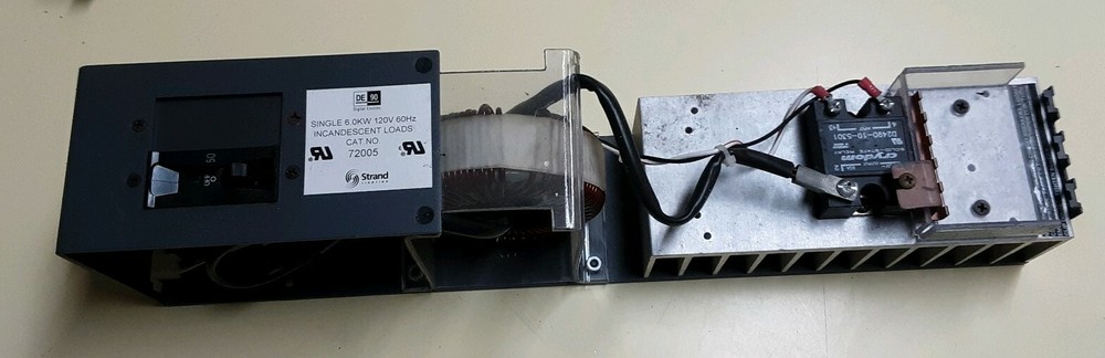 Strand Lighting DE90 Dimmer Module Theater Controls 120v. #A144