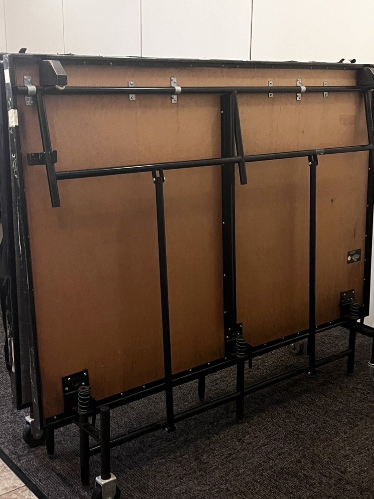 6x8 Portable Folding Stage Platform Sits 16”off Ground