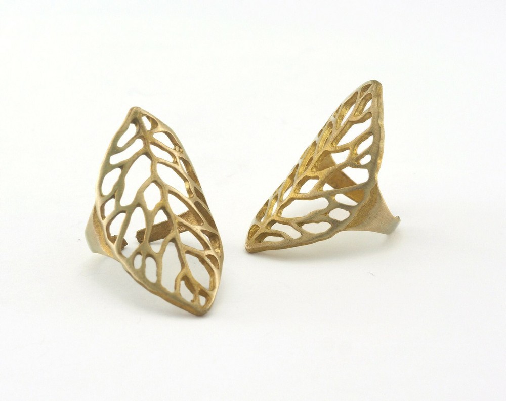 Leaf Shape Adjustable Ring Raw brass (18mm 8US inner size - Adjustable ) OZ591