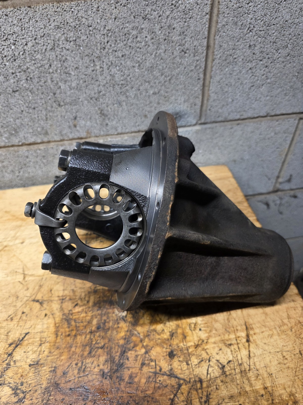 ✅️95-04 Tacoma 79-95 Toyota Pickup 7.5" Axle Carrier Housing differential Previa