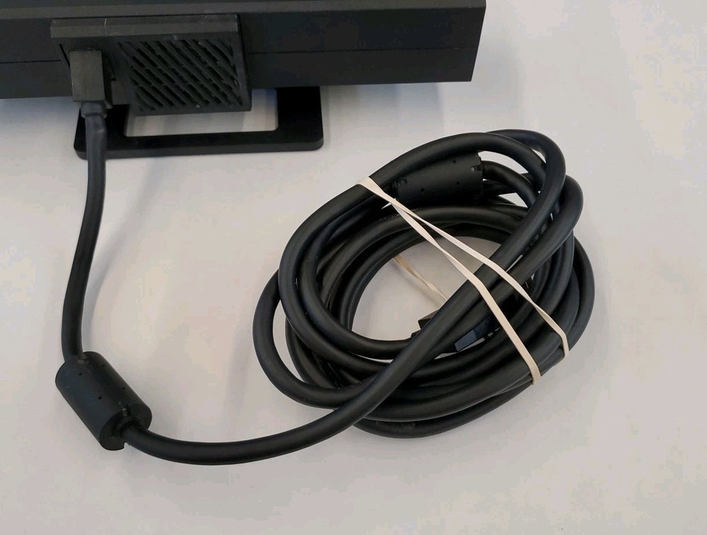 Microsoft Xbox One Kinect Only -- S2G --