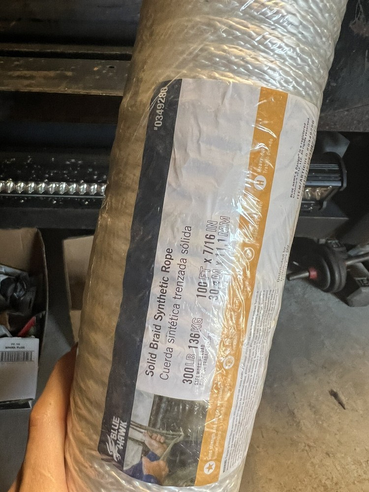 BLUE HAWK 7/16" X 100' SOLID BRAID SYNTHETIC ROPE 0349280 300lb work load