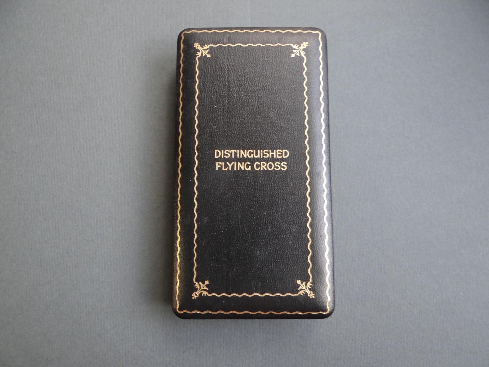 WWII US Army Air Force Distinguished Flying Cross Case for Full-Size Medal