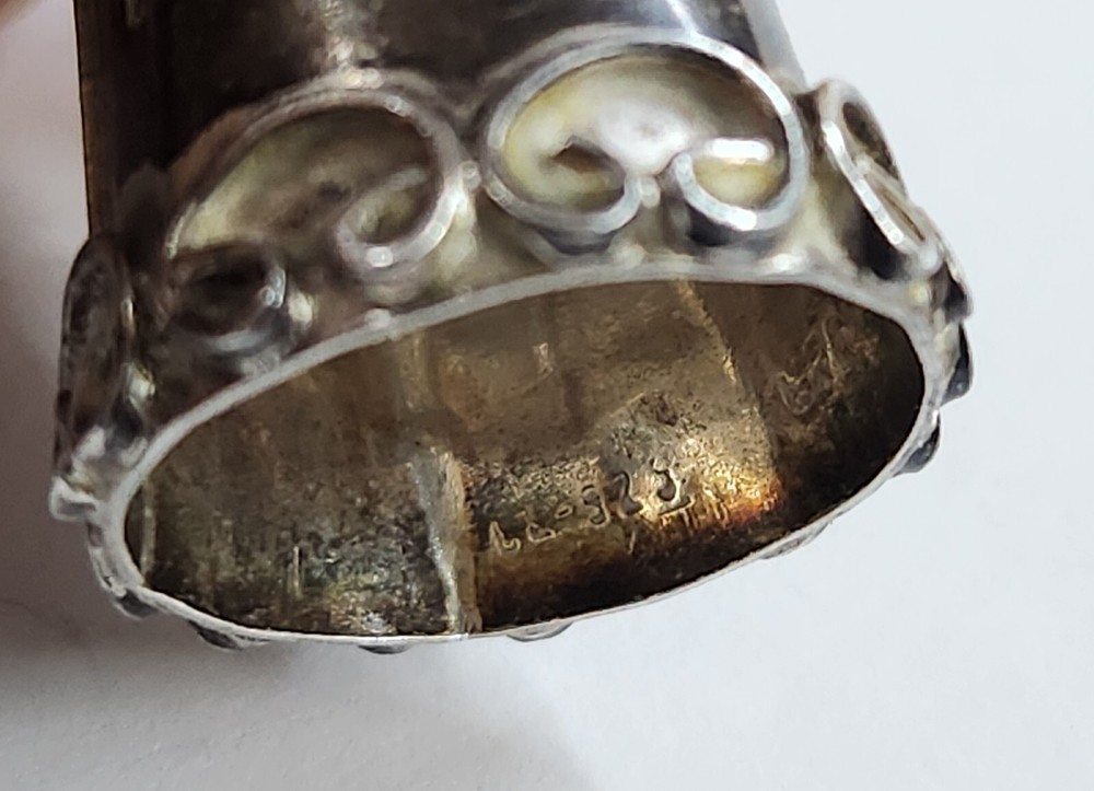 VINTAGE 925 STERLING SILVER THIMBLE