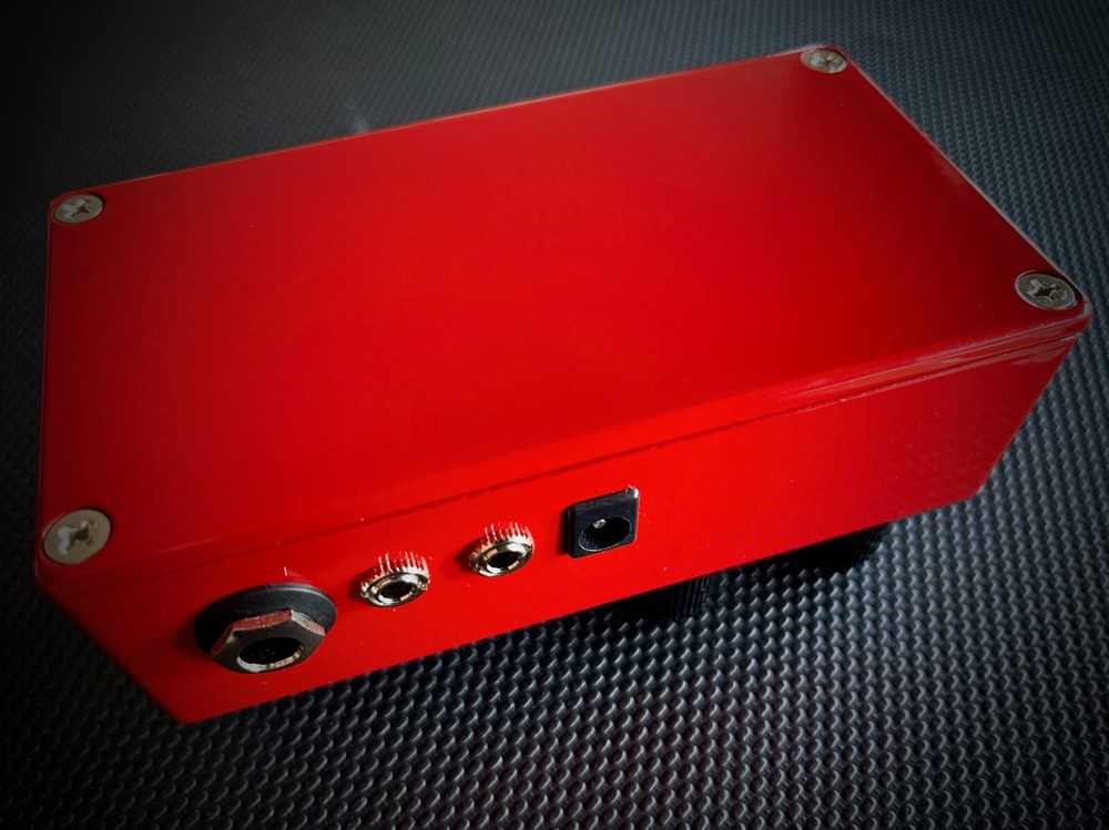 8-Bit Synthesizer (Handmade, Rucci)