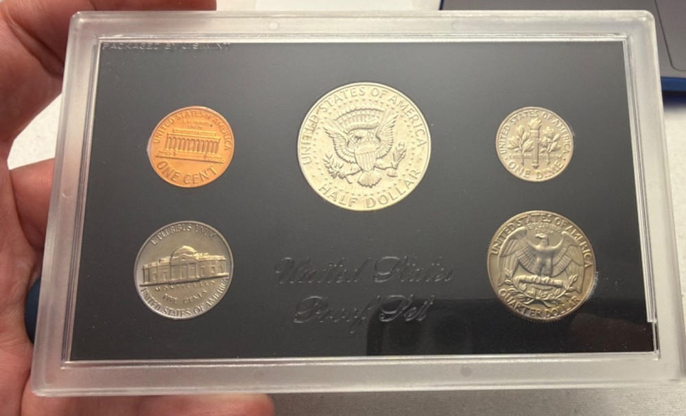 ** 1968 US Mint Proof Set - 40% Silver Kennedy **