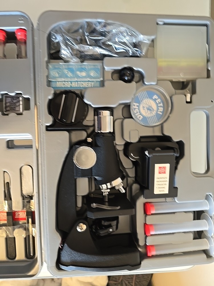 Edu Science Deluxe Microscope Set With Carrying Case