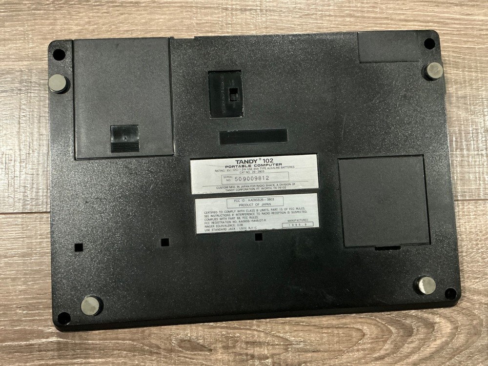 Tandy 102 Portable Computer Working **READ**